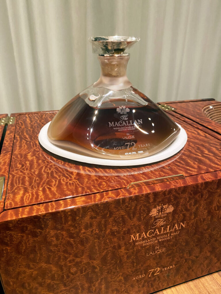 De Macallan 72 Years Old in Lalique - Slijterij Rue Pinard 