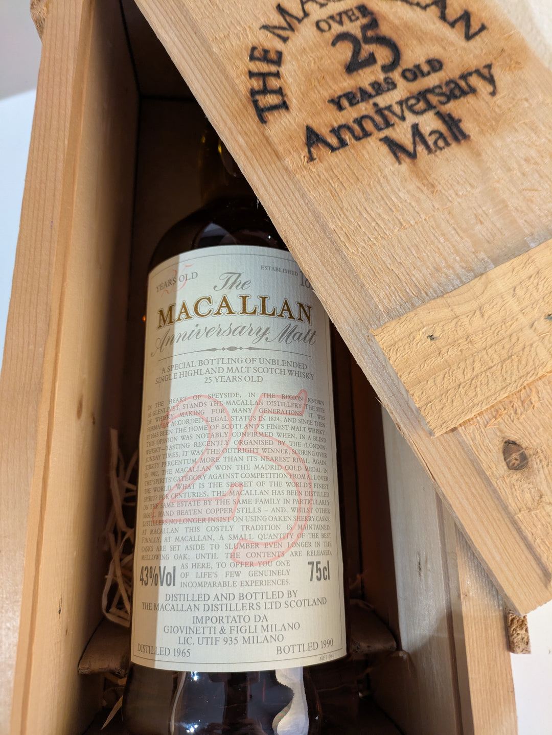 The Macallan Anniversary Malt - 25 Year Old - 1964